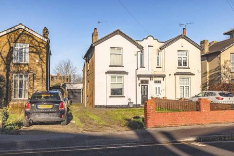 3 bedroom semi-detached house for sale, The Greenway, Uxbridge UB8