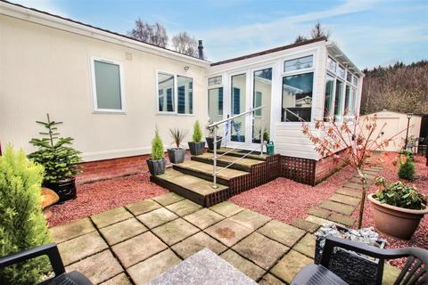 3 bedroom detached bungalow for sale, Cedar Grove, Kirkfieldbank