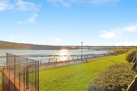 5 Chinon Grove, Rochester, ME2 2ZL