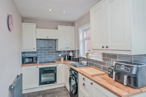 2 bedroom semi-detached house for sale, Royds Avenue, Birkenshaw, Bradford, West Yorkshire, BD11