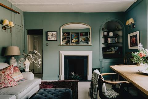 Flat 1, 140 Westbridge Road, London, SW11 3PF