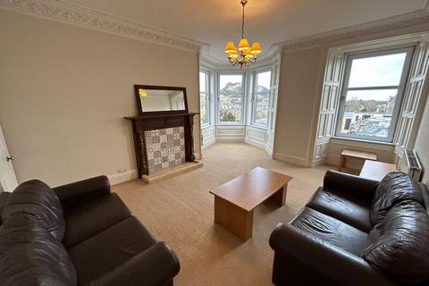 3 bedroom flat to rent, Mayfield Road, Newington, Edinburgh, EH9