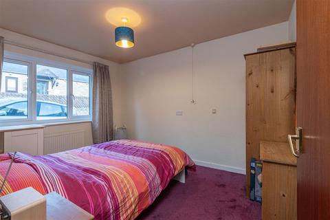 5 Bradley View, Holywell Green, Halifax, HX4 9DN