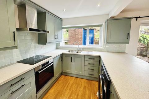 3 bedroom house to rent, Tudor Crescent, Rogerstone, Newport