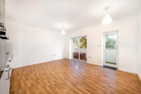 1 bedroom flat for sale, Pound Street, Newbury, Berkshire, RG14 6BP