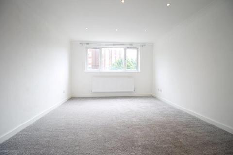 2 bedroom flat to rent, Byron Way, Northolt UB5