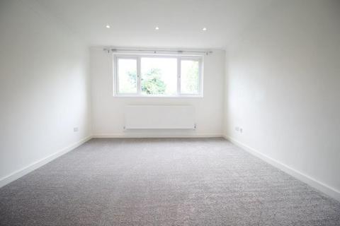 2 bedroom flat to rent, Byron Way, Northolt UB5