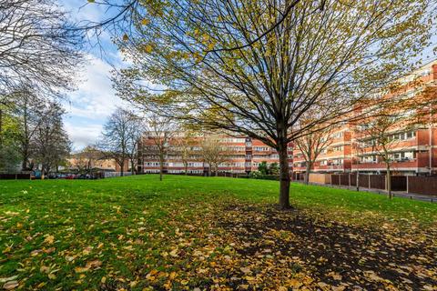 1 bedroom flat for sale, Goulden House, Bullen Street, Battersea, London, SW11