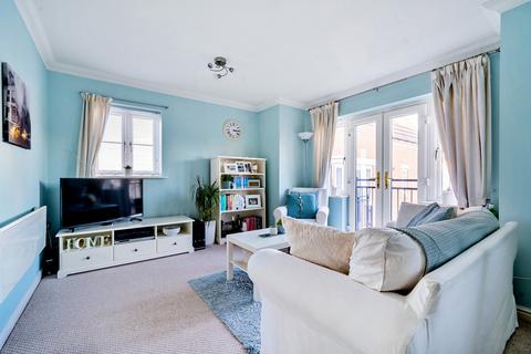 2 bedroom apartment for sale, Sanderling Way, Iwade, Sittingbourne, Kent, ME9