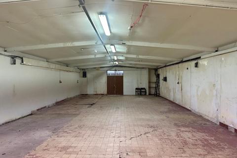 Warehouse to rent, West End Road, Southall