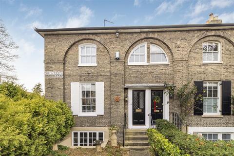 4 bedroom end of terrace house for sale, Downing Terrace, Lensfield Road, Cambridge CB2