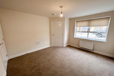 3 bedroom terraced house to rent, Azalea Court, Cramlington