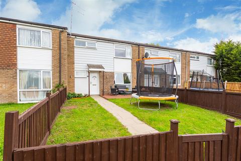 3 bedroom terraced house to rent, Hithercroft Road, High Wycombe HP13