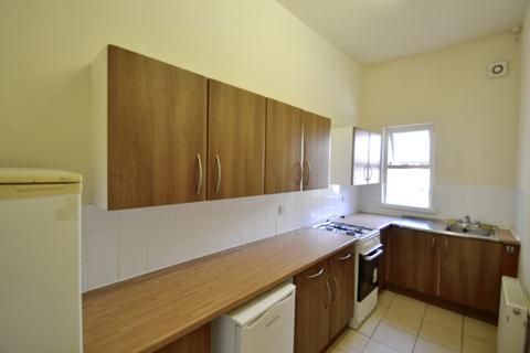 1 bedroom flat to rent, Range Road, Manchester, M16 8FS