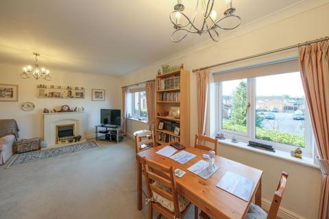 2 bedroom flat for sale, Cyril Bell Close, Lymm WA13