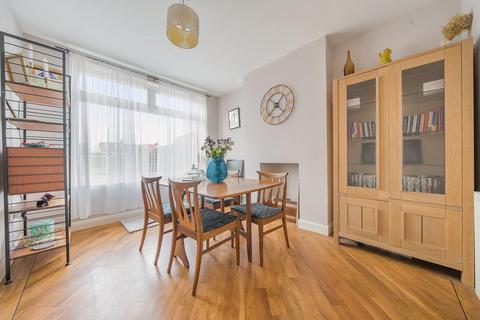 3 bedroom end of terrace house for sale, Aylesford Avenue, Beckenham