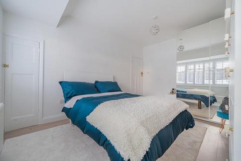 3 bedroom end of terrace house for sale, Aylesford Avenue, Beckenham