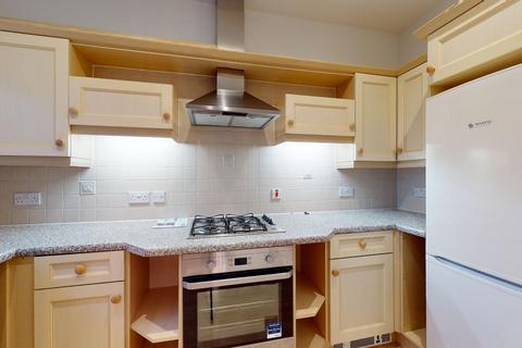 2 bedroom apartment to rent, Regency Court, Ilkley