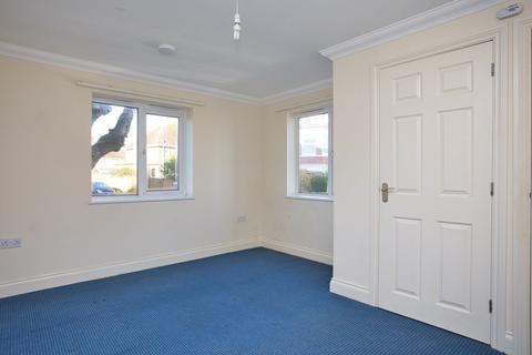 2 bedroom flat for sale, Martello Road, Folkestone, CT20