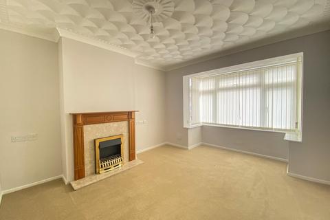 2 bedroom end of terrace house to rent, Loxton Road, BS23