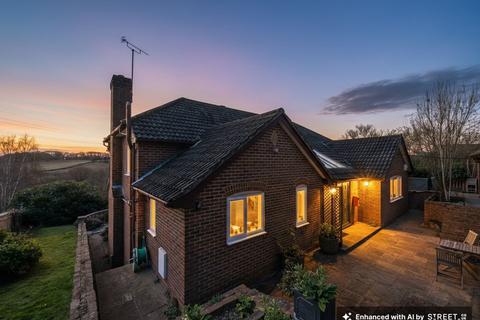 4 bedroom detached house for sale, Sandrock Hill, Crowhurst, TN33