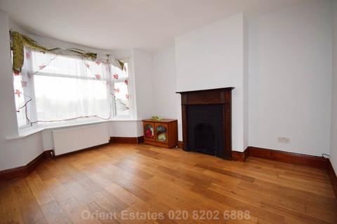 3 bedroom terraced house for sale, Whitton Avenue, Greenford