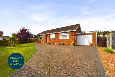 3 bedroom detached bungalow for sale, Pelham Close, North Lincolnshire DN18