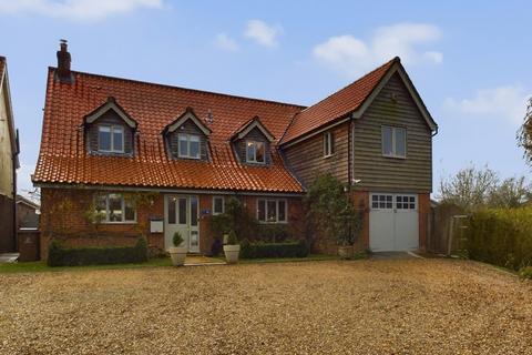 4 bedroom detached house for sale, Vicarage Road, Thetford IP24