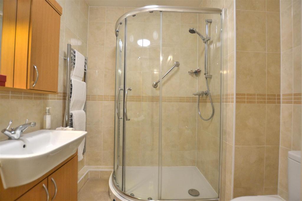 Shower Room.JPG