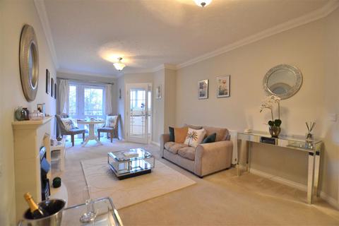 1 bedroom apartment for sale, Branksomewood Road, Fleet GU51