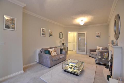 1 bedroom apartment for sale, Branksomewood Road, Fleet GU51