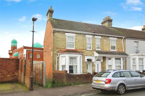 4 bedroom end of terrace house for sale, Marlborough Road, Bedfordshire MK40