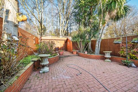 82 Wandle Road, Morden, SM4 6AE