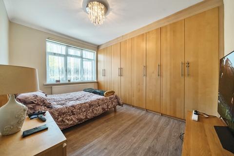 82 Wandle Road, Morden, SM4 6AE