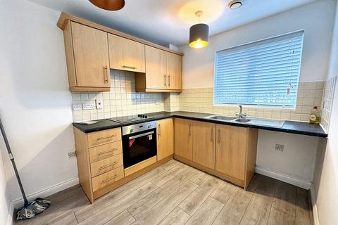 3 bedroom flat for sale, New Road, Radcliffe, M26