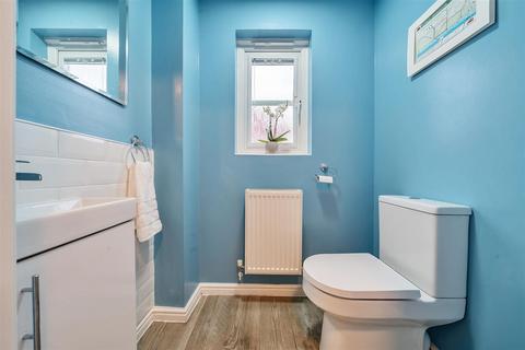 32 Erw Werdd, Birchgrove, Swansea, SA7 0HF