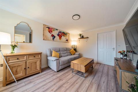 32 Erw Werdd, Birchgrove, Swansea, SA7 0HF