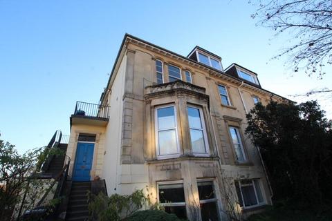 6 bedroom flat to rent, Redland Road, Bristol BS6