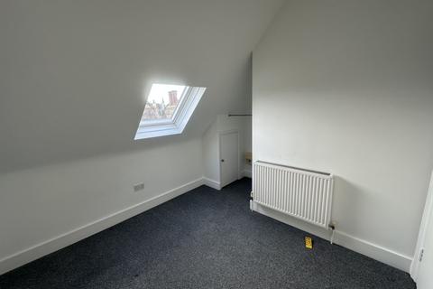 1 bedroom flat to rent, Cheriton Road, Folkestone, CT20