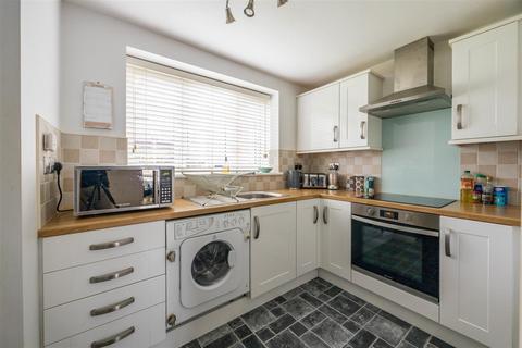 2 bedroom apartment for sale, KINGS ROAD, Chalkwell