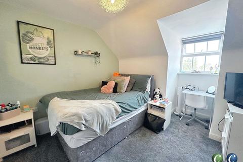 3 bedroom end of terrace house for sale, Rugeley Road, Armitage, Rugeley, WS15 4BG