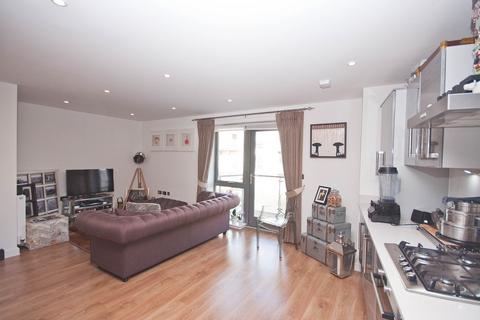 2 bedroom apartment for sale, Lily Close, Pinner HA5