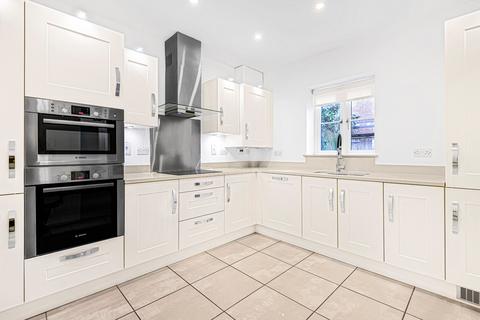 3 bedroom retirement property for sale, Gabell Road, Leckhampton, Cheltenham, Gloucestershire, GL53