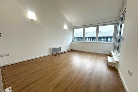 2 bedroom apartment to rent, Grainstore, Canning Town, E16