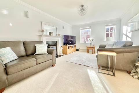 2 bedroom flat for sale, Trent Close, Stone, ST15