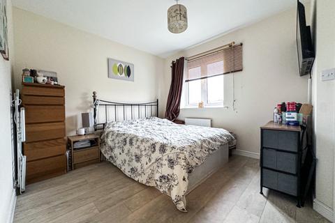 40 Beacon Close, Bathpool, Taunton, TA2 8FS