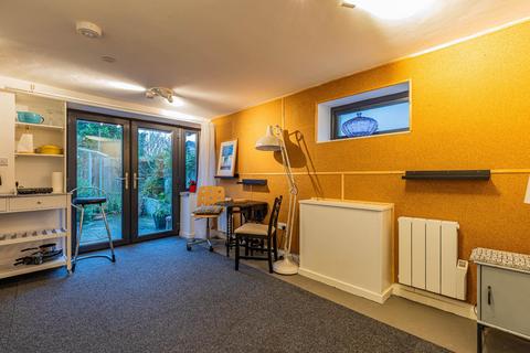 1 bedroom coach house for sale, Salop Place, Penarth CF64