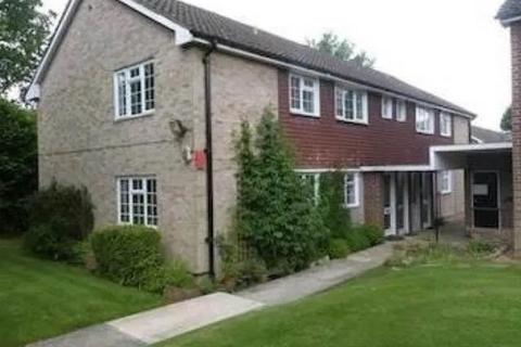 2 bedroom flat to rent, Copley Road, Stanmore HA7