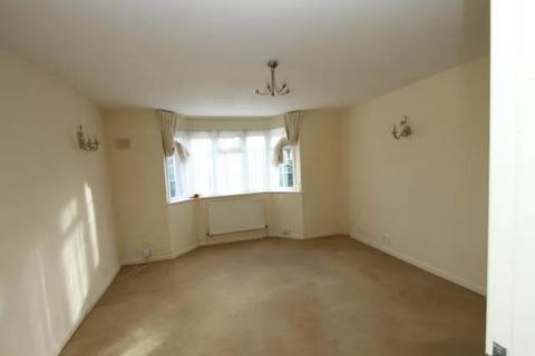 2 bedroom flat to rent, Copley Road, Stanmore HA7