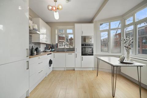 2 bedroom house for sale, Tudor Grove, London Fields, E9